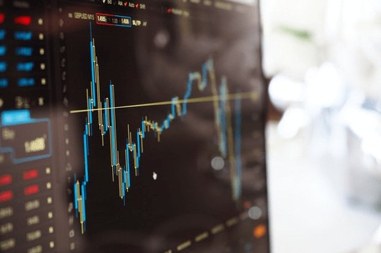 AI等科技主题主动权益基金规模超5600亿元